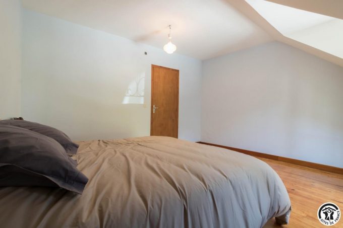 31G101783-4a6b7c975e0d40a7a0884410d6254aac