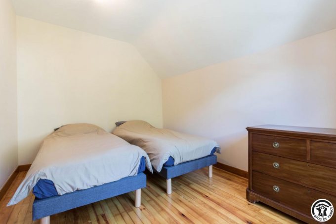 31G101783-f81c11d3f72247348837601a8d7030a9