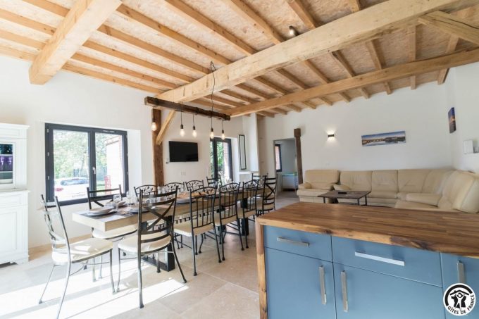 31G101785-0941c70a30744c1da1c2a2a328f775bb