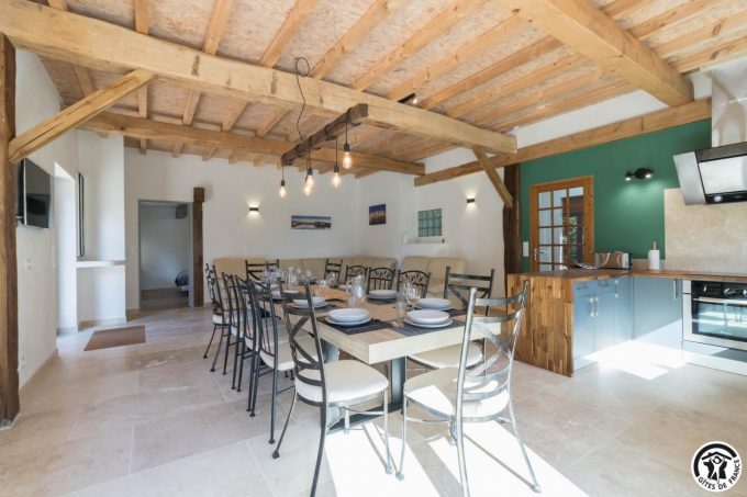 31G101785-57d49a7297d4467eb3be9bc53b0be102