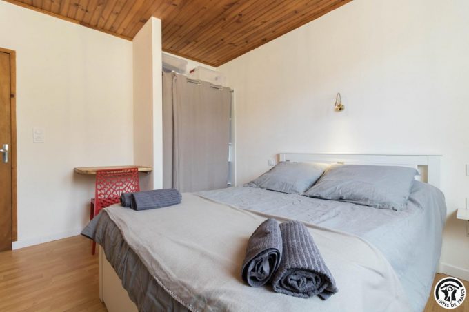 31G101785-9e397c9edaa34e148af60a28a9ce84f9