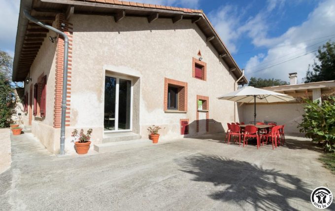 31G101785-c18ba1c8693f4721bf0170cfb193926f