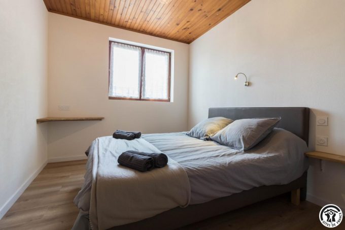 31G101785-fd1f072701594a5da7383e2d194f8b58