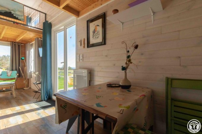 31G101790-2703c60964a74444a6e4ba5a9b978f6f