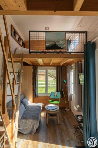 31G101790-d19e0a82b05b4d5fb984c8851344bdb5