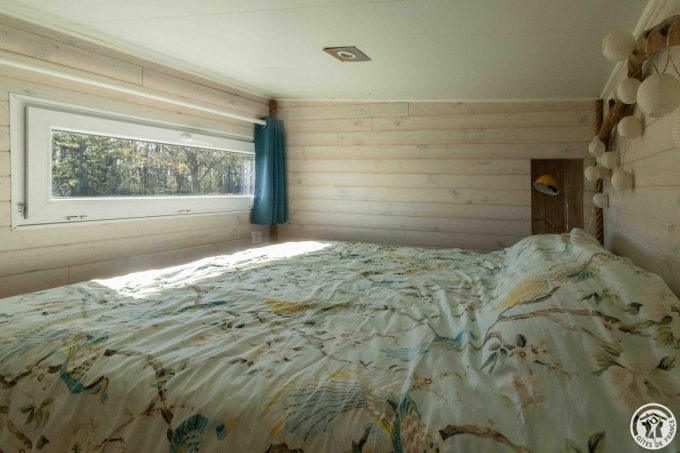 31G101790-d976265c0b984860aa91d7f1f5f7ae7b