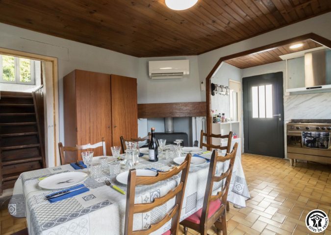 31G101793-650a822dfb51432f98fc60e4646714a0