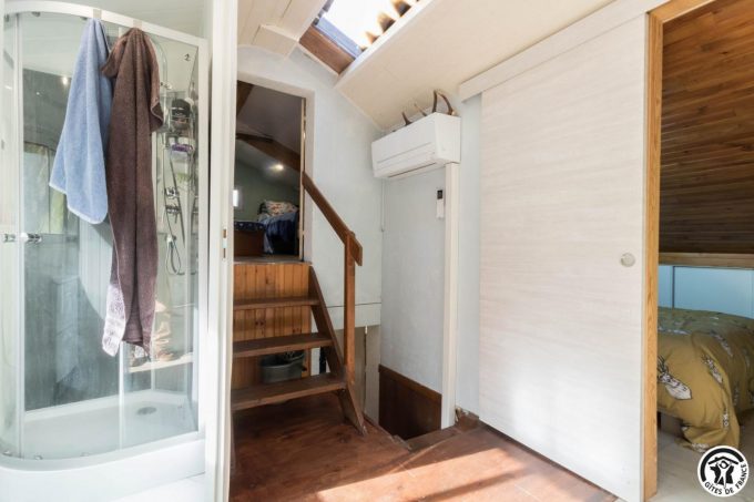 31G101793-d12249cfd9254dc18fcc185d866fb50a