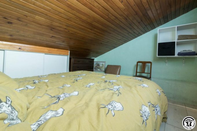 31G101793-e0adae9e1b6e4c9095d148e449a50f68