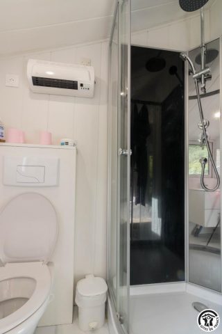 31G101793-e4c5dbf4cc794392a5108e699fea4642