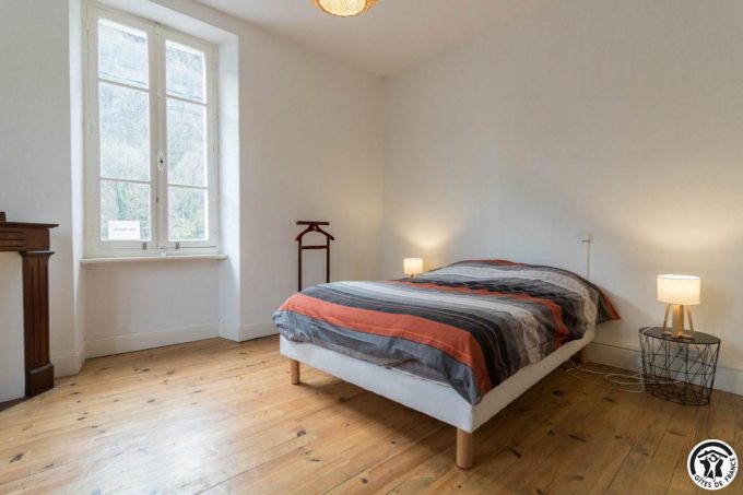 31G101794-08a8a63c25d44b5cb366027dfa8b451c