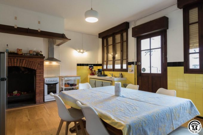 31G101794-2c8af3a9a9c64bd79c8a9cb7510259e5