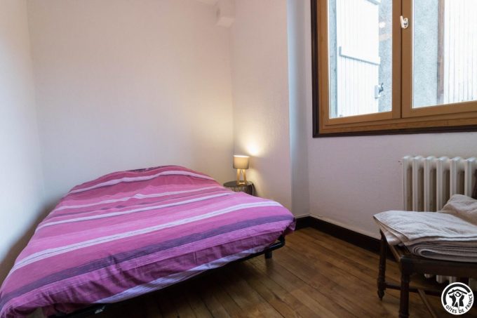 31G101794-6e5dc87989b34d3891521d2938fc10c1