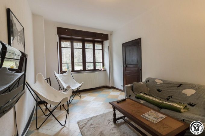 31G101795-028989adf4214916a466819c228edb2e