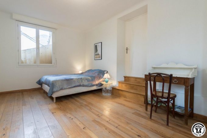 31G101795-4a3fd607ee4c47a5be10bbcf11251790