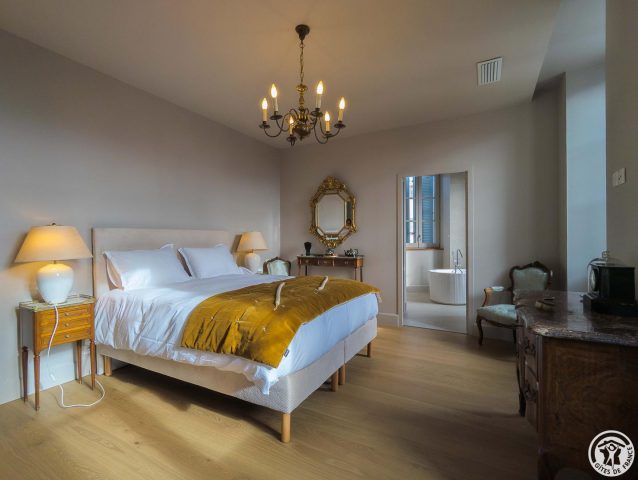 31G101798-ace0de49caf74f7982e4ae2e990414cb