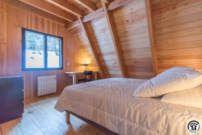 31G101800-90222d03f8f64a20bca52e46e09db157