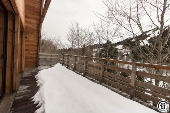 31G101800-beddd26a80c04e378b02784ba1caf0f1