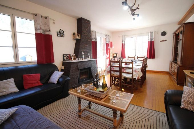 31G145014-1558035050db4830a4a1acc8d54294cd