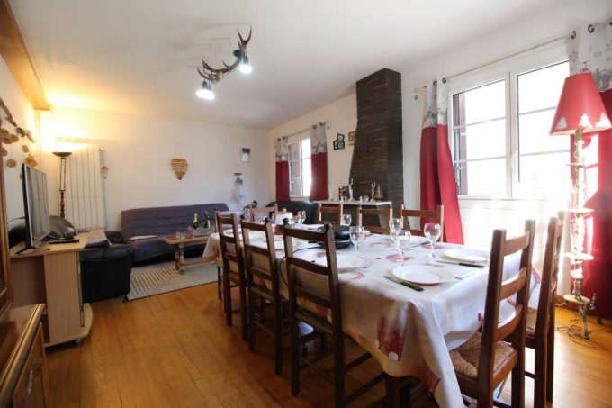 31G145014-7b768eba9ac04ec4bd1a81ec5da71989