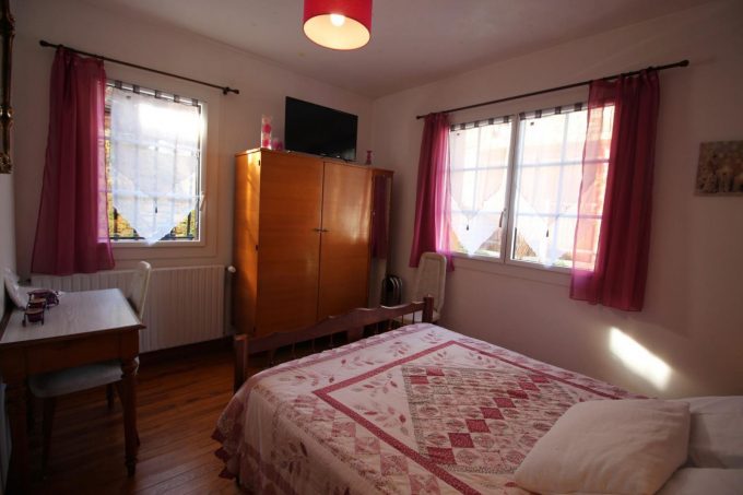 31G145014-c7ca486457af4ec78721dcd791784703