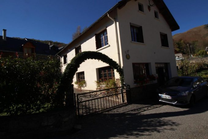 31G145014-deebb19f0327427d9e8a0e14ce98b3c3