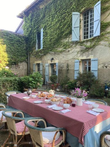 31G300038-0fba94ab995b422792393266703de0a7