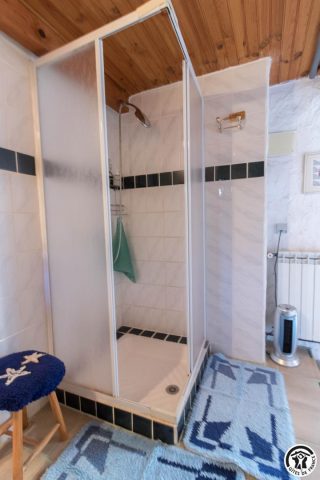 31G300062-84061a56b022472880ee485e34bf93a9