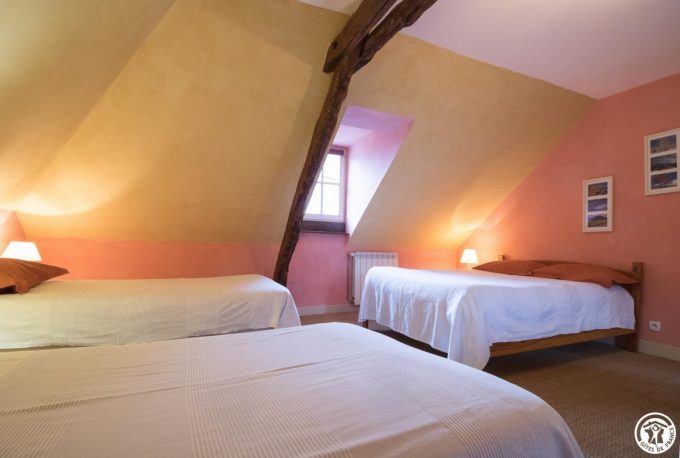 31G300454-1a55c9cea30142cb89e8a2be29051512