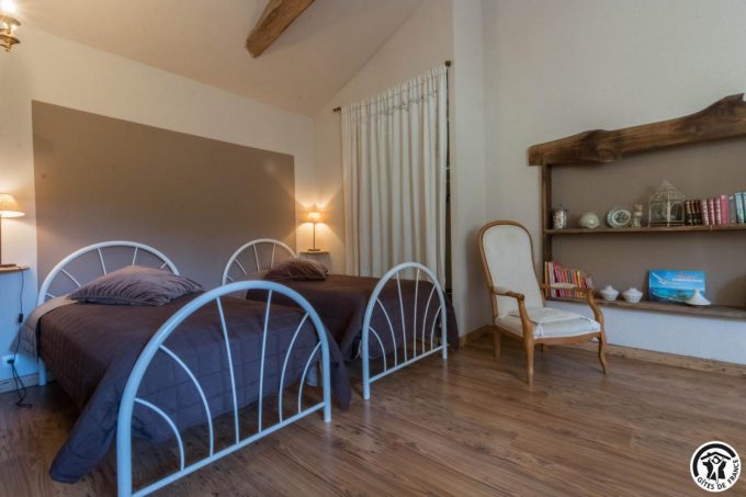 31G301028-f041c2e215a24ccc989e55e2674aa321