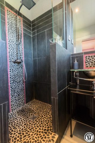 31G301028-f358a3a605f04797b82c1ccfcdcc2d44