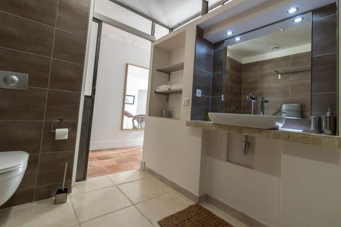 31G301198-6232336a69a84cc38af815a000908a68