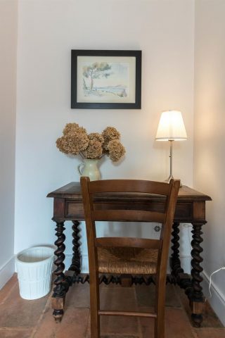 31G301198-f20c3458c3c54b2db8f27e6bf66c9695