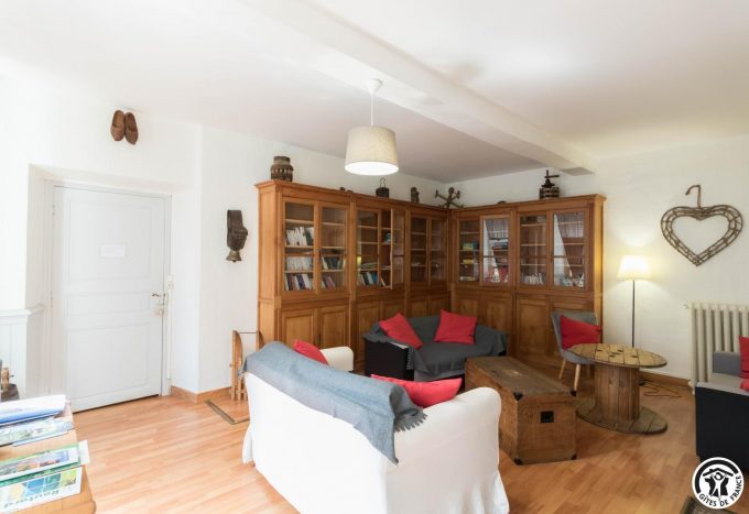 31G301394-8456a672fb754b6ca9d1e02cc8501282