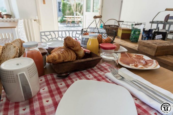 31G301394-a9f6466c9b61453680b4b6f1f9213133