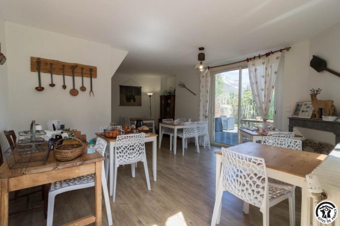 31G301394-fca5fbbe6f2444ebb36d64138f5709da