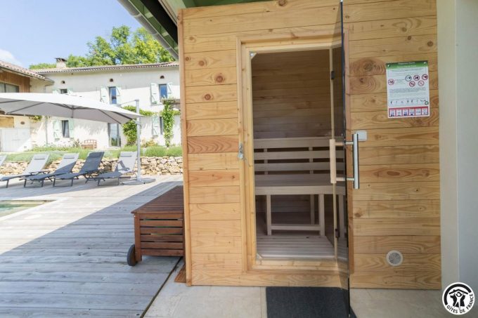 31G301569-6e72b12272ba4951a9ccca764a3ddb61