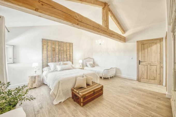 31G301623-257e8302953d4dd48964b7aa13871dd3