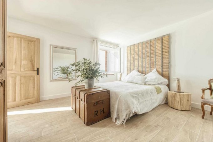 31G301623-6e2eae72294445038056bb095a1be84a