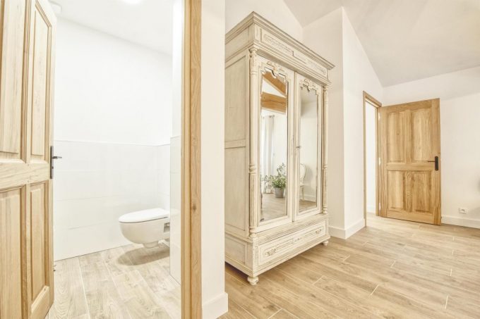 31G301623-906270f4f2db47f4b5ed2e1d731fd358