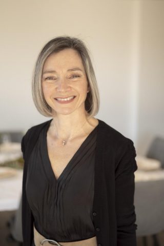 31G301623-b2598f3782e143e39fa1b71e4730a812