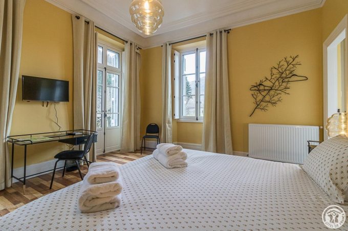 31G301670-23064ad1937149a4a8bfb9482a048050