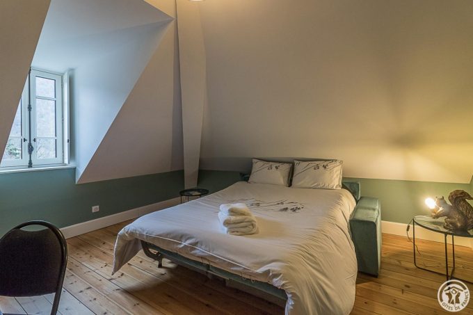 31G301670-23c6a15d9c0b475789cf43d97153246f