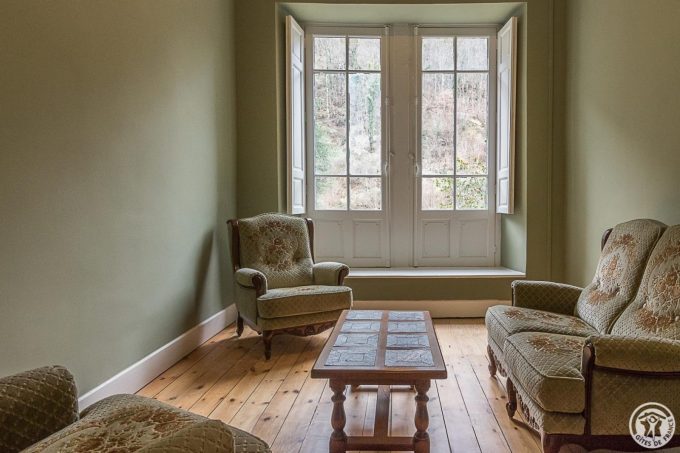 31G301670-362725b5e27c4c3d92b52d50e5500ca2