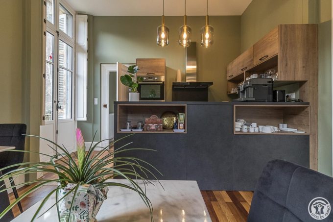 31G301670-457f2bfda8754052998d19cad6c37fee