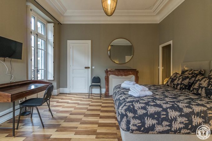 31G301670-4eee8ced85574de6b87e5da6ec224824