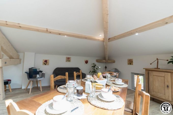 31G301691-6bab95e32f02424bbd373c87e8195d36