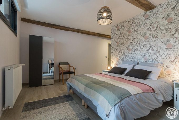 31G301726-c02fe254ef3c4e7a88bcfc6533d66f2a