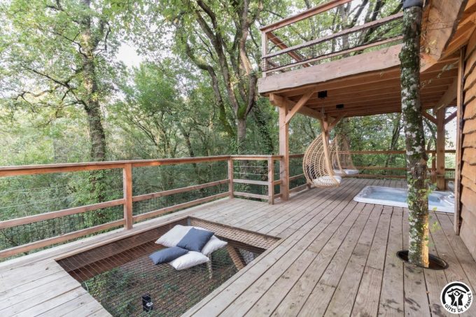 31G301727-914421eb96444c05b04d6ac070d00af4