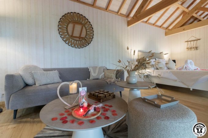 31G301727-91f3cd920a9b49cb8a1965923cd2b183